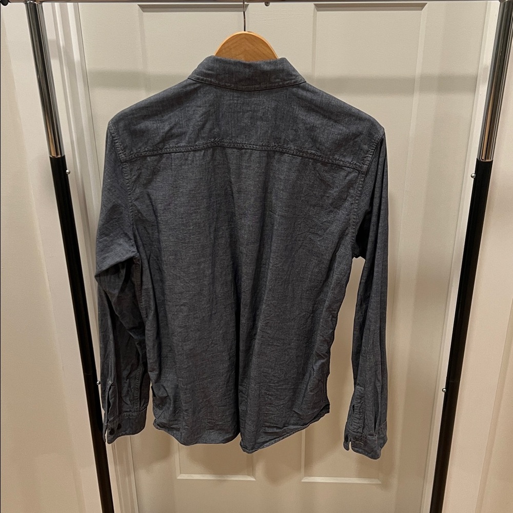 Patagonia Men's Chambray Button Down Shirt - Picture 3 of 5